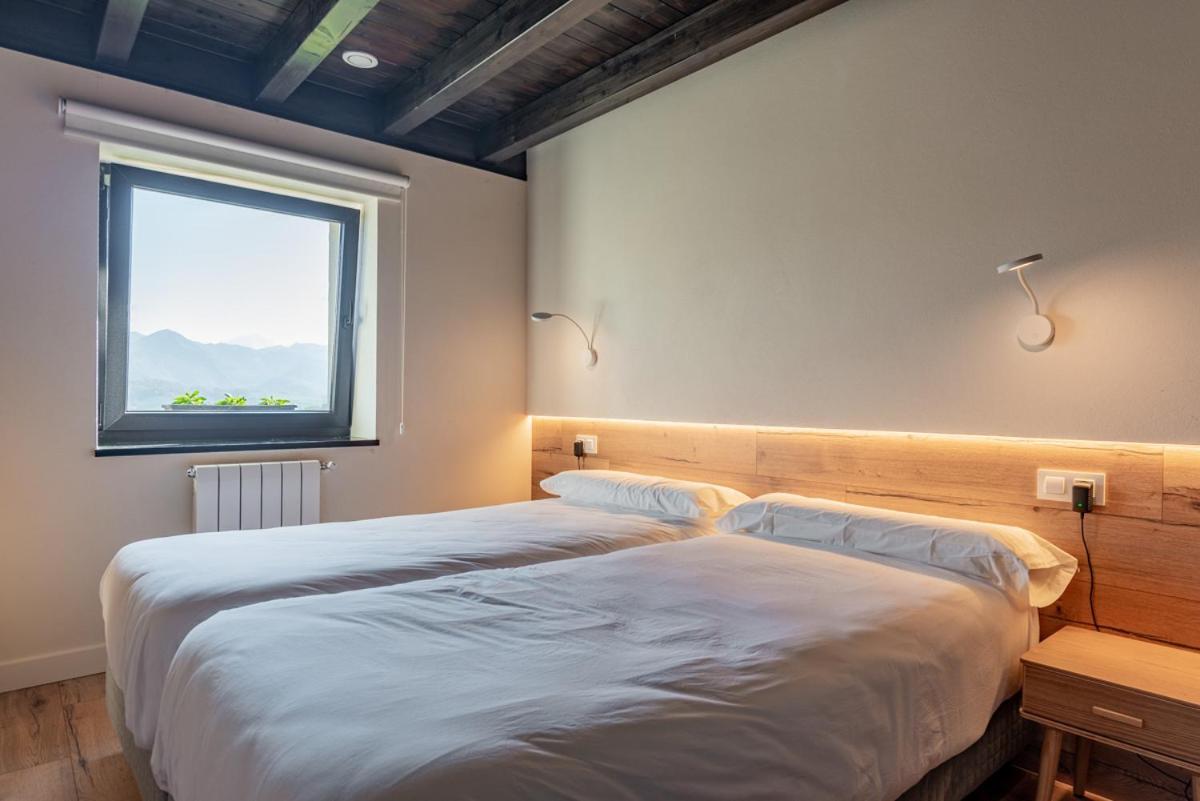 Apartamentos Picabel กังกัส เด โอนิส ภายนอก รูปภาพ