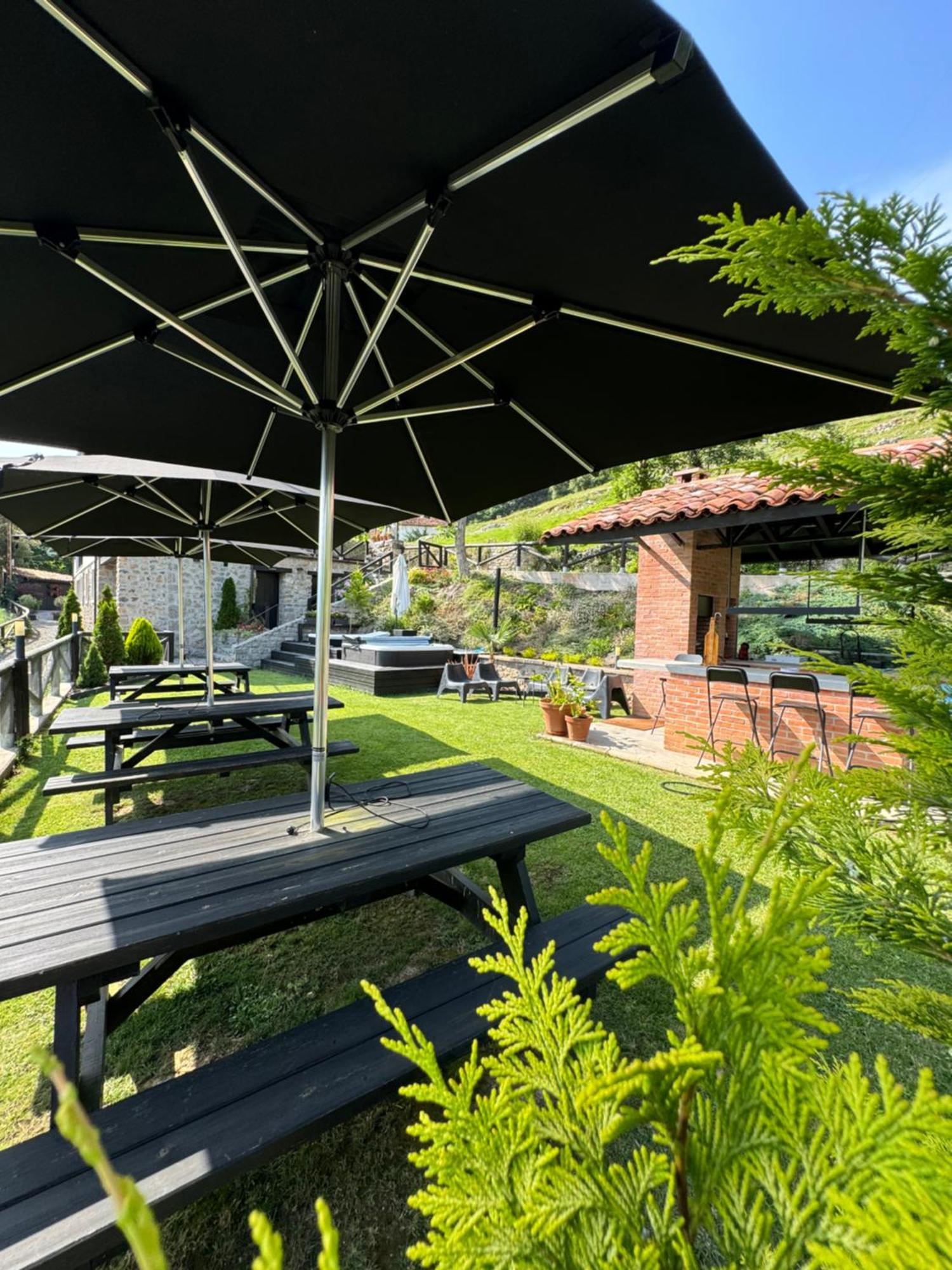 Apartamentos Picabel กังกัส เด โอนิส ภายนอก รูปภาพ